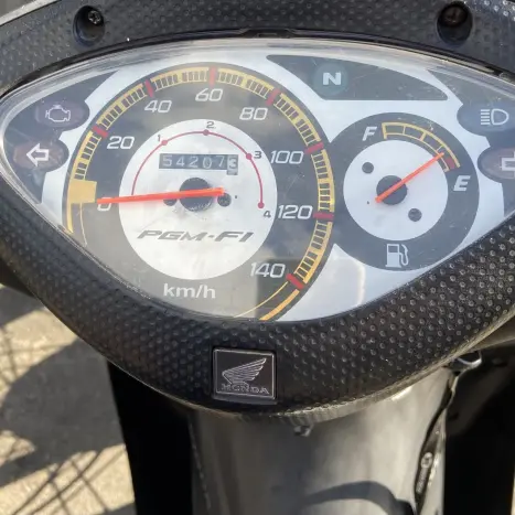 HONDA Biz 125 EX, Foto 8