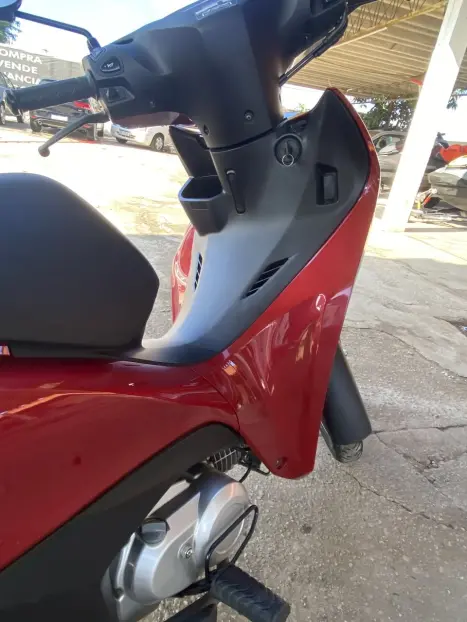 HONDA Biz 125 EX, Foto 7