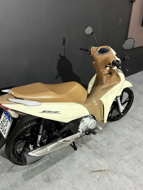 HONDA Biz 125 EX, Foto 9