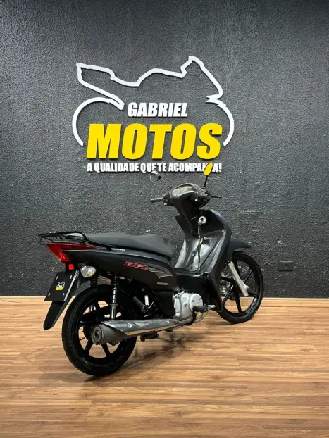 HONDA Biz 125 EX, Foto 6