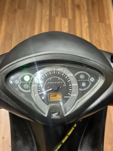 HONDA Biz 125 EX, Foto 7