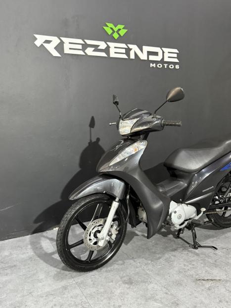 HONDA Biz 125 EX, Foto 2