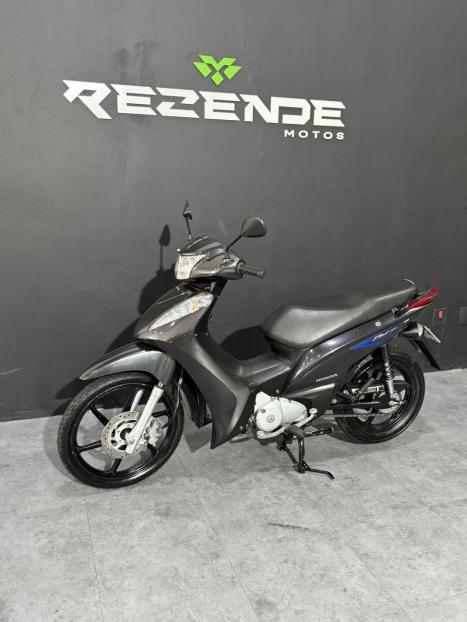 HONDA Biz 125 EX, Foto 3