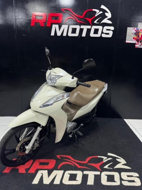 HONDA Biz 125 EX, Foto 4