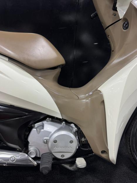 HONDA Biz 125 EX, Foto 9