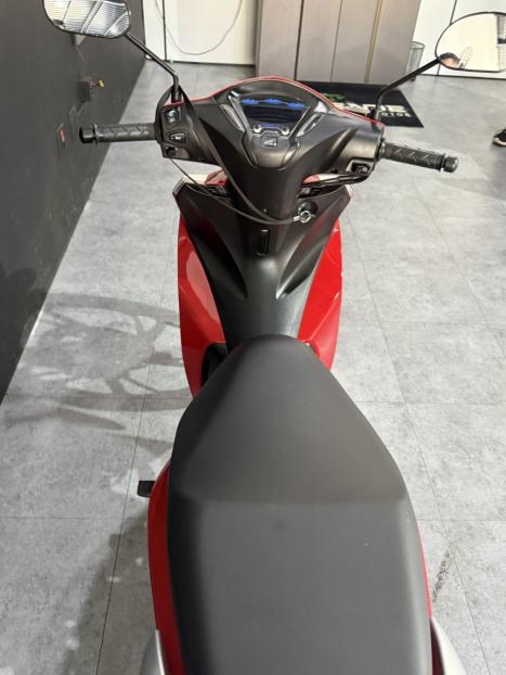 HONDA Biz 125 EX, Foto 3