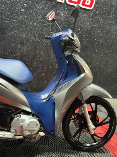 HONDA Biz 125 EX, Foto 2