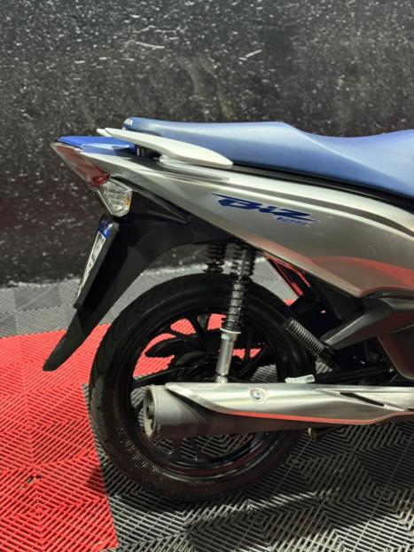 HONDA Biz 125 EX, Foto 3