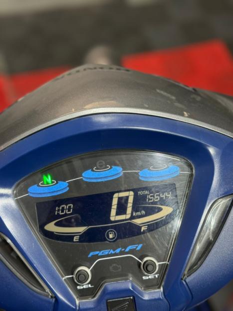 HONDA Biz 125 EX, Foto 8