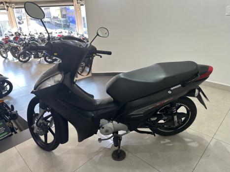 HONDA Biz 125 EX, Foto 4