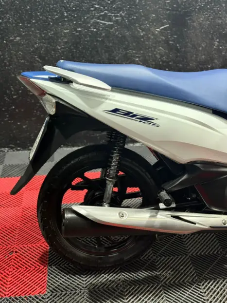 HONDA Biz 125 EX, Foto 6