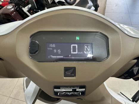 HONDA Biz 125 EX, Foto 6