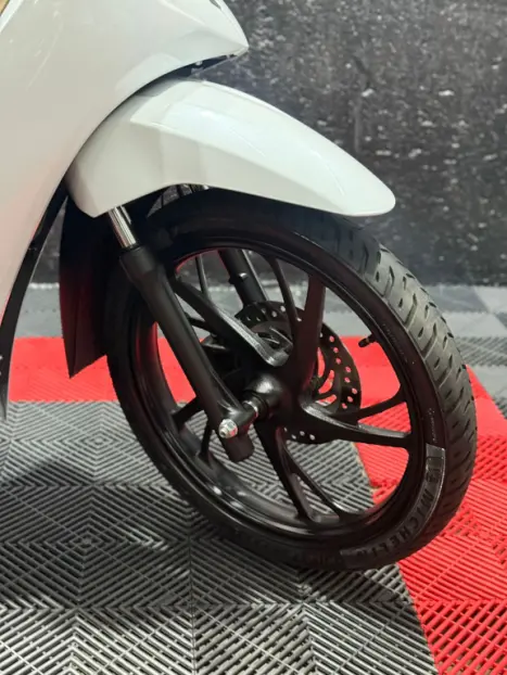 HONDA Biz 125 EX, Foto 8