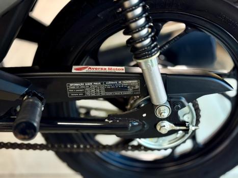 HONDA Biz 125 EX, Foto 4