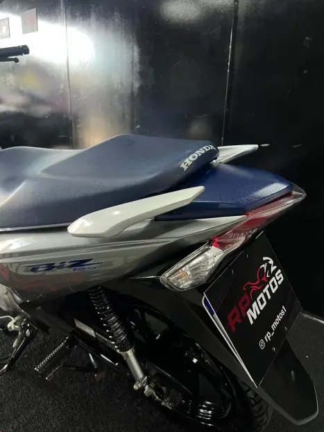 HONDA Biz 125 EX, Foto 11