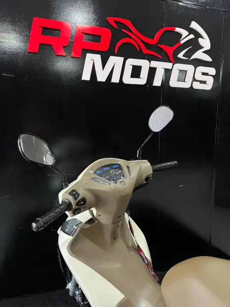 HONDA Biz 125 EX, Foto 7