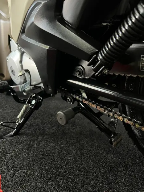 HONDA Biz 125 EX, Foto 13