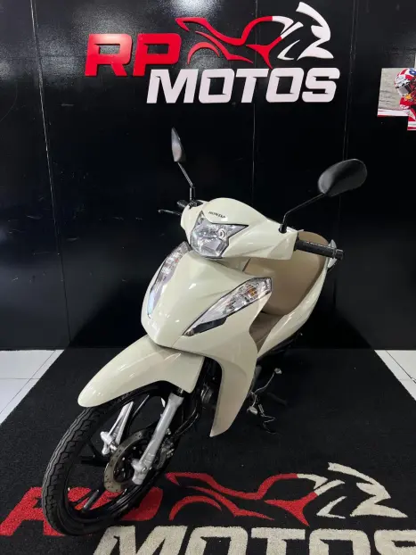 HONDA Biz 125 EX, Foto 17