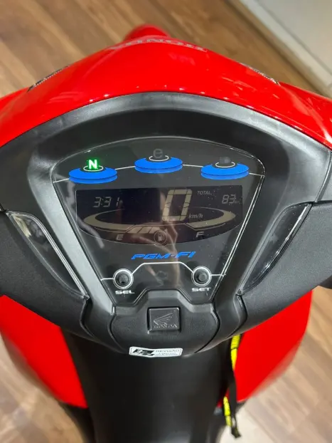 HONDA Biz 125 EX, Foto 7