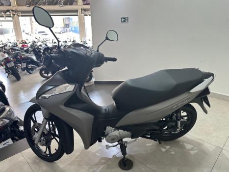 HONDA Biz 125 EX, Foto 4