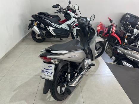 HONDA Biz 125 EX, Foto 5