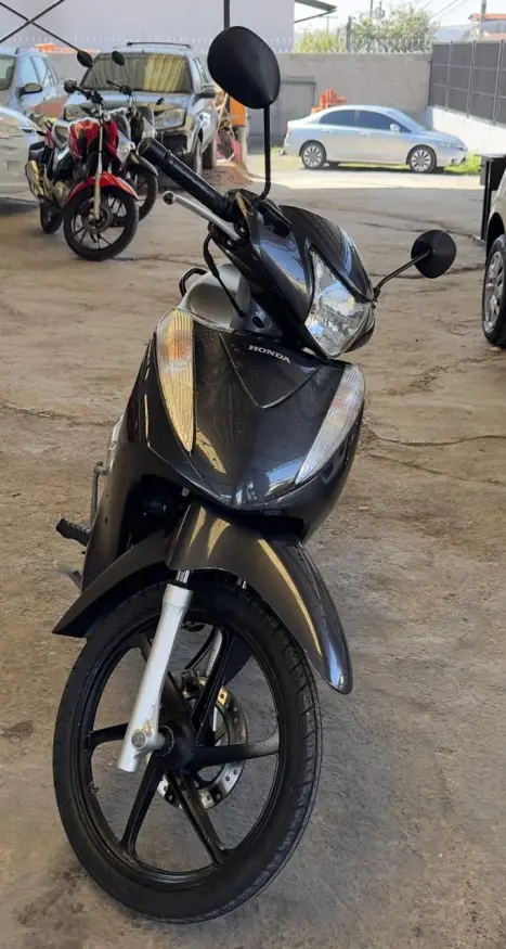 HONDA Biz 125 FLEX, Foto 2