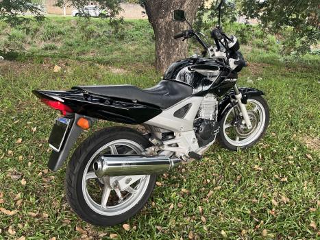 HONDA CB 250 F Twister , Foto 2