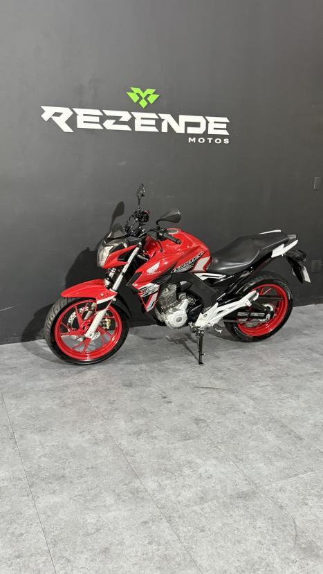 HONDA CB 250 F Twister FLEXONE, Foto 6