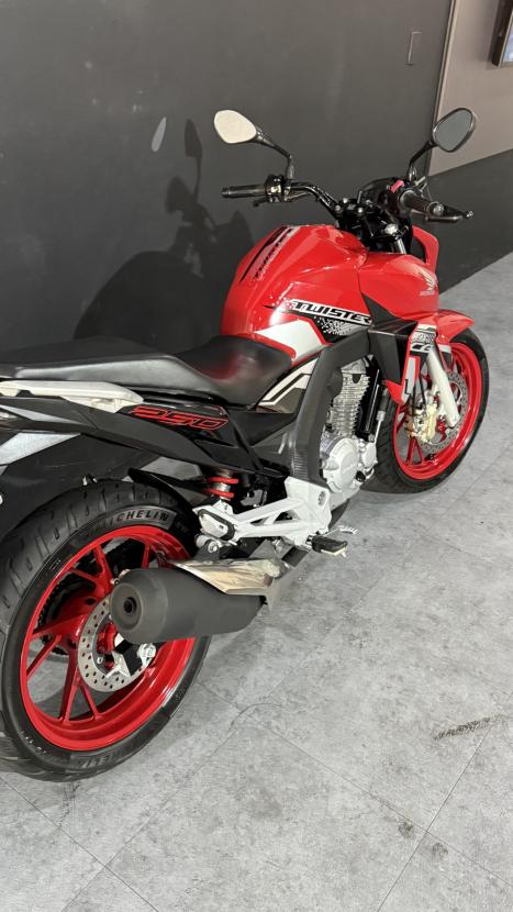 HONDA CB 250 F Twister FLEXONE, Foto 7