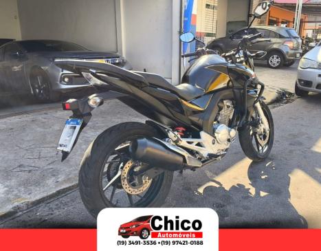 HONDA CB 250 F Twister , Foto 10