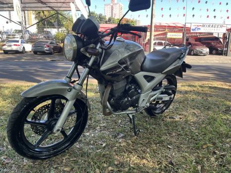 HONDA CB 250 F Twister , Foto 5