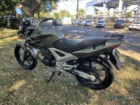 HONDA CB 250 F Twister , Foto 6