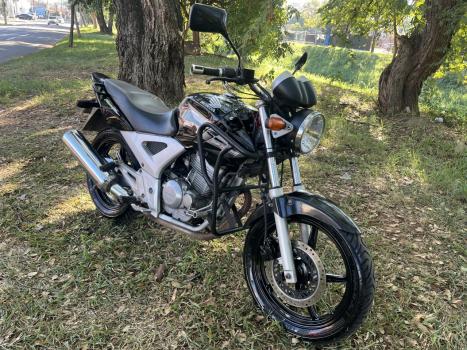 HONDA CB 250 F Twister , Foto 4