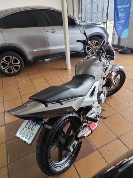 HONDA CB 250 F Twister , Foto 2