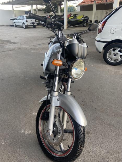 HONDA CB 250 F Twister , Foto 2