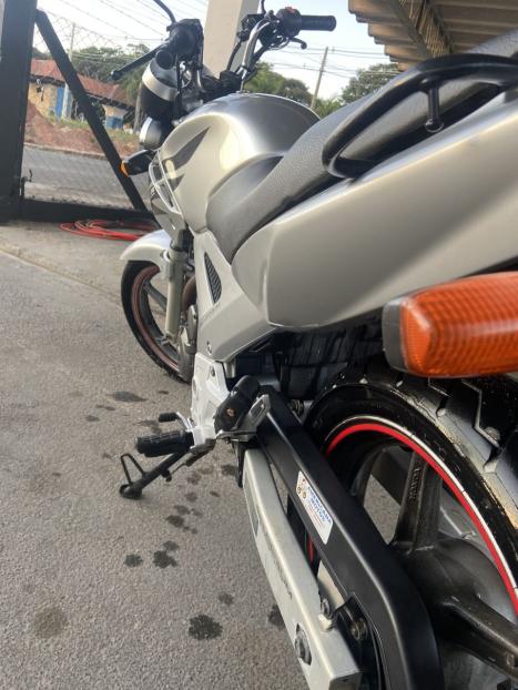 HONDA CB 250 F Twister , Foto 4