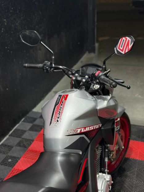 HONDA CB 250 F Twister FLEXONE, Foto 4