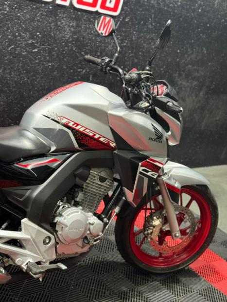 HONDA CB 250 F Twister FLEXONE, Foto 6
