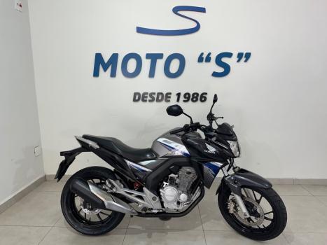HONDA CB 250 F Twister FLEXONE, Foto 1