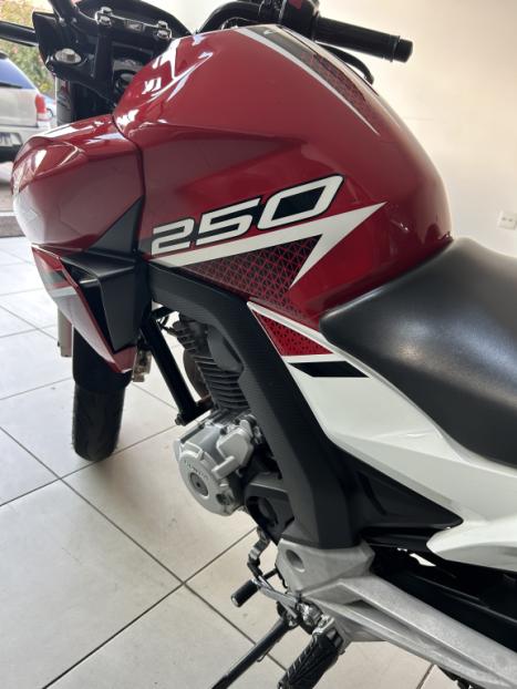 HONDA CB 250 F Twister FLEXONE, Foto 3