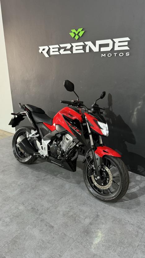 HONDA CB 300 F Twister FLEX ABS, Foto 12