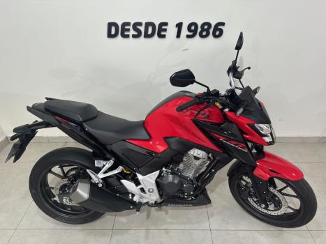 HONDA CB 300 F Twister FLEX ABS, Foto 2