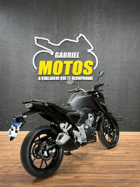 HONDA CB 300 F Twister FLEX CBS, Foto 6