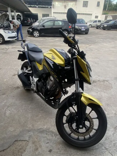 HONDA CB 300 F Twister FLEX ABS, Foto 1
