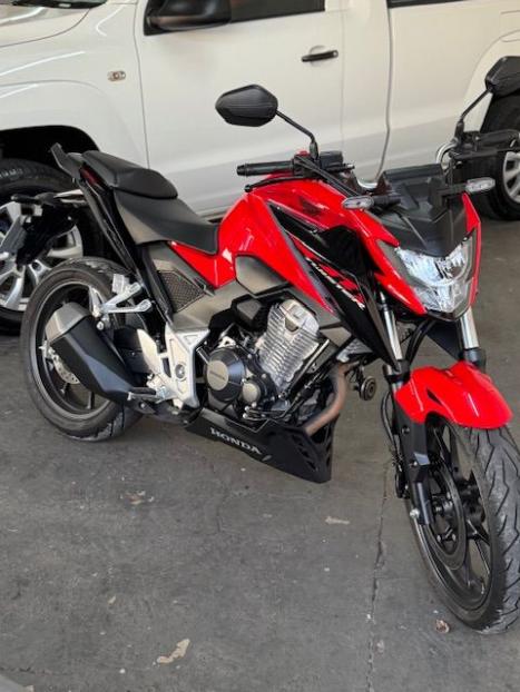 HONDA CB 300 F Twister FLEX ABS, Foto 1