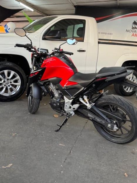 HONDA CB 300 F Twister FLEX ABS, Foto 4