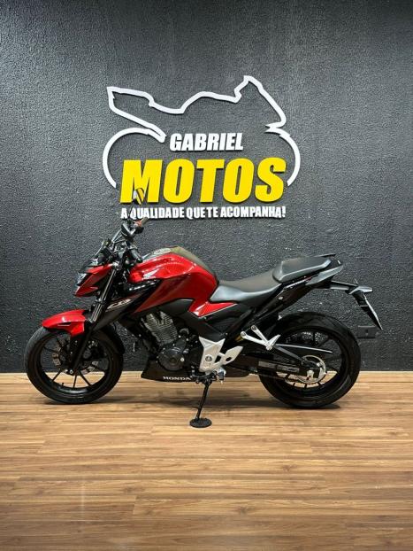 HONDA CB 300 F Twister FLEX CBS, Foto 2