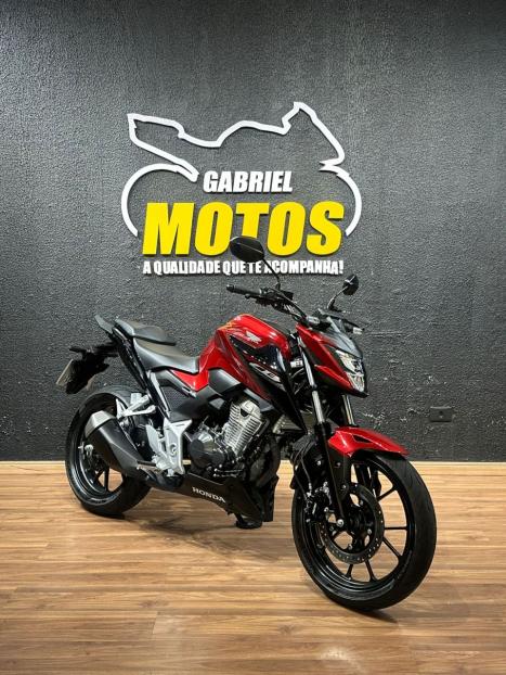 HONDA CB 300 F Twister FLEX CBS, Foto 3