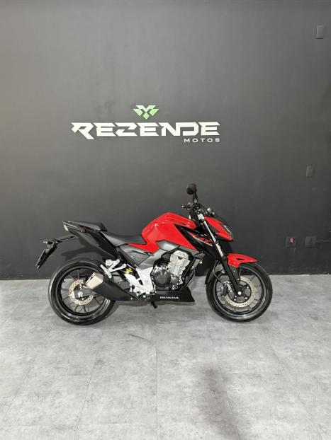 HONDA CB 300 F Twister FLEX ABS, Foto 1