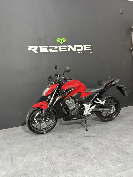 HONDA CB 300 F Twister FLEX ABS, Foto 11